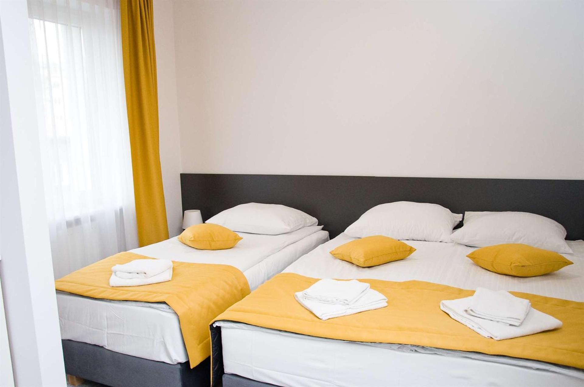Park Apartamenty Chrzanow Luaran gambar